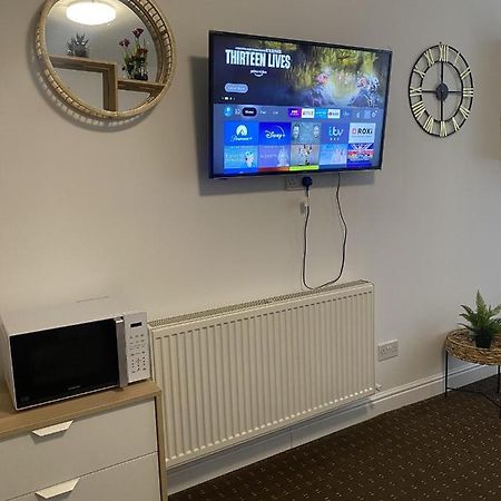 Bv Comfy Studio At Deighton הודרספילד מראה חיצוני תמונה