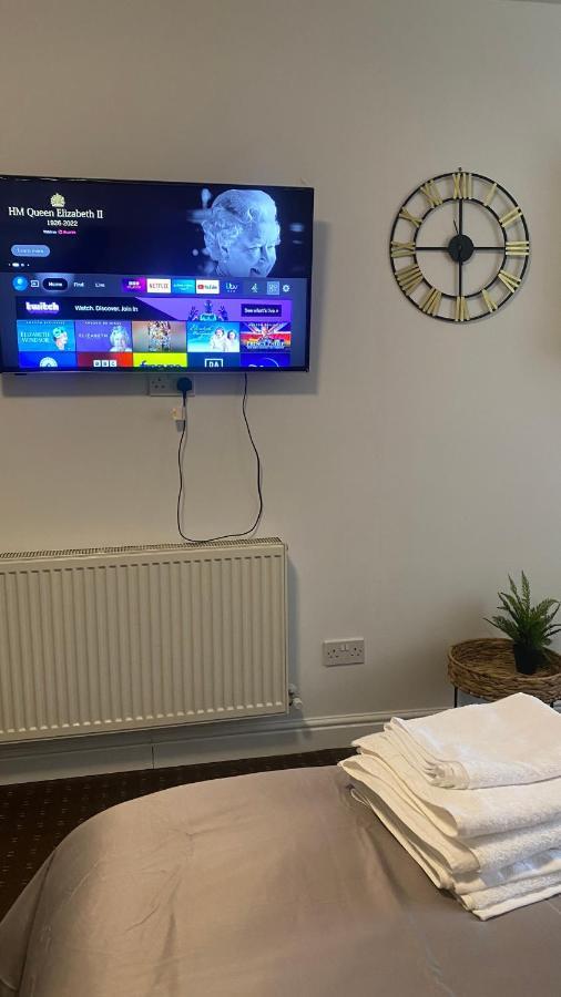 Bv Comfy Studio At Deighton הודרספילד מראה חיצוני תמונה