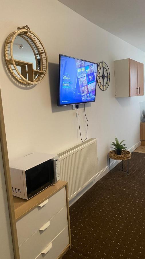 Bv Comfy Studio At Deighton הודרספילד מראה חיצוני תמונה