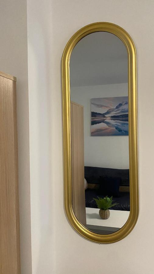Bv Comfy Studio At Deighton הודרספילד מראה חיצוני תמונה